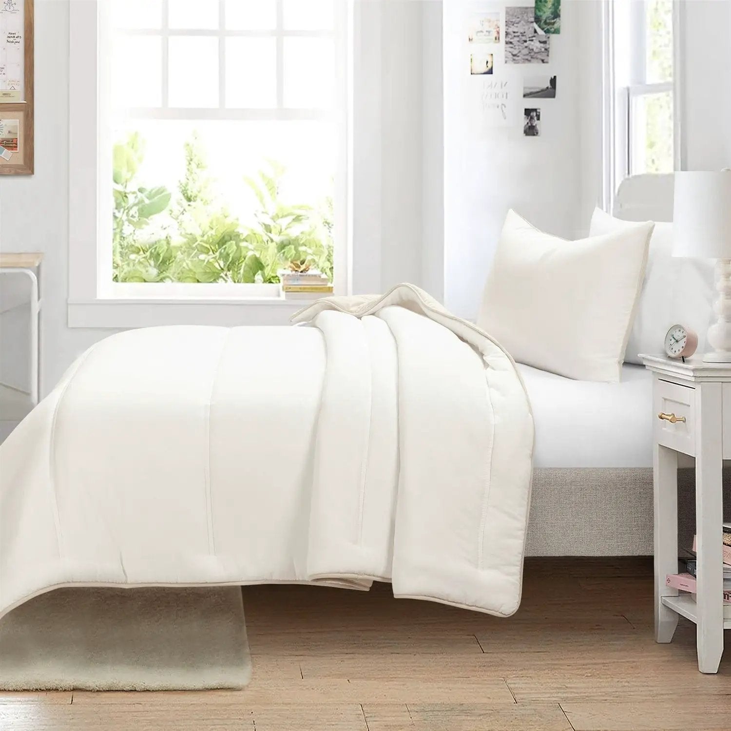 King/Cal King Soft Lightweight Reversible Quilted Comforter Set in White/Beige by HomePacific