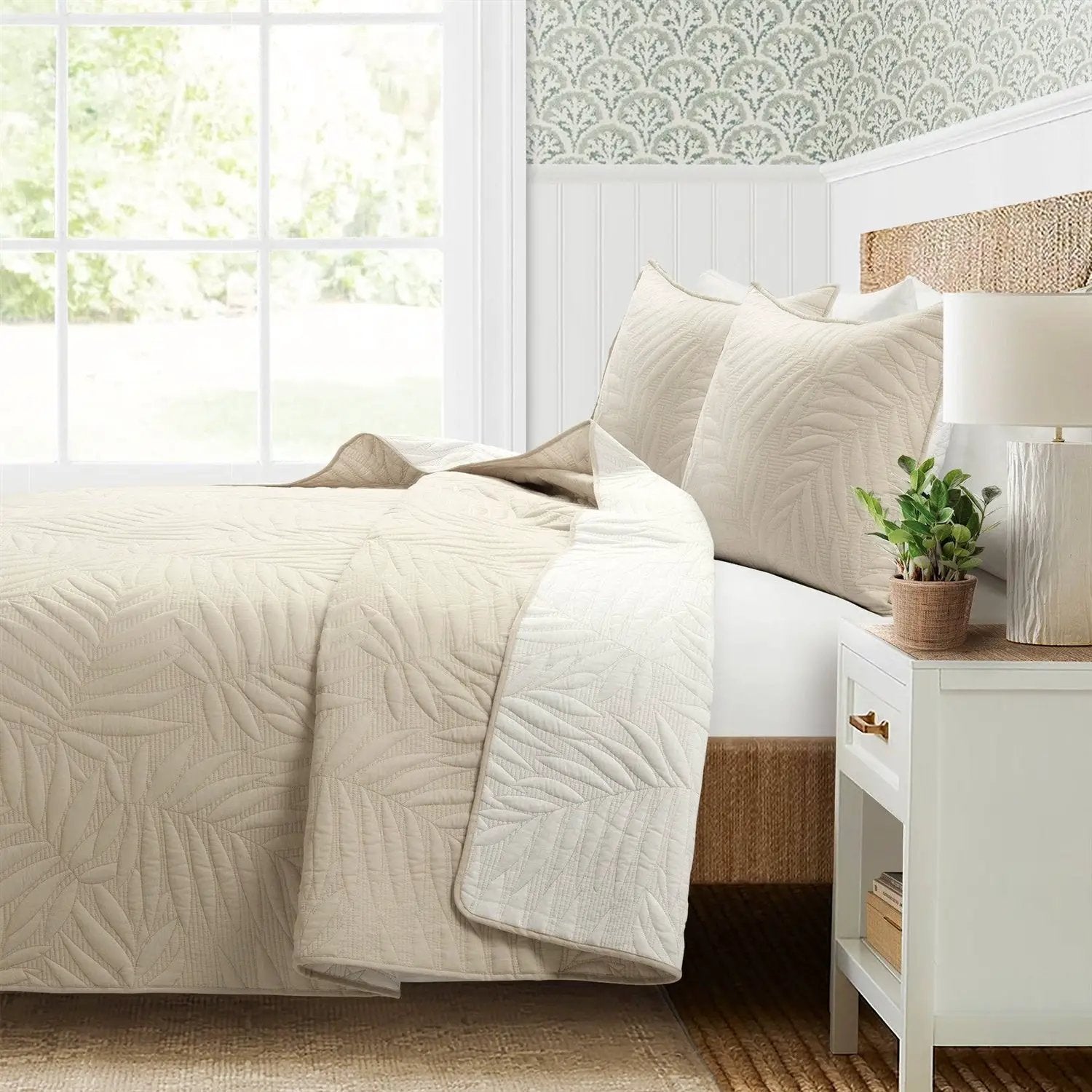 King size Lightweight Fern Leaf Reversible 3-PC White Beige Cotton Quilt Set by HomePacific