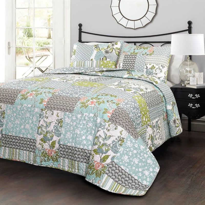 King Size Boho Floral Blue Cotton Lightweight Quilt Set by HomePacific
