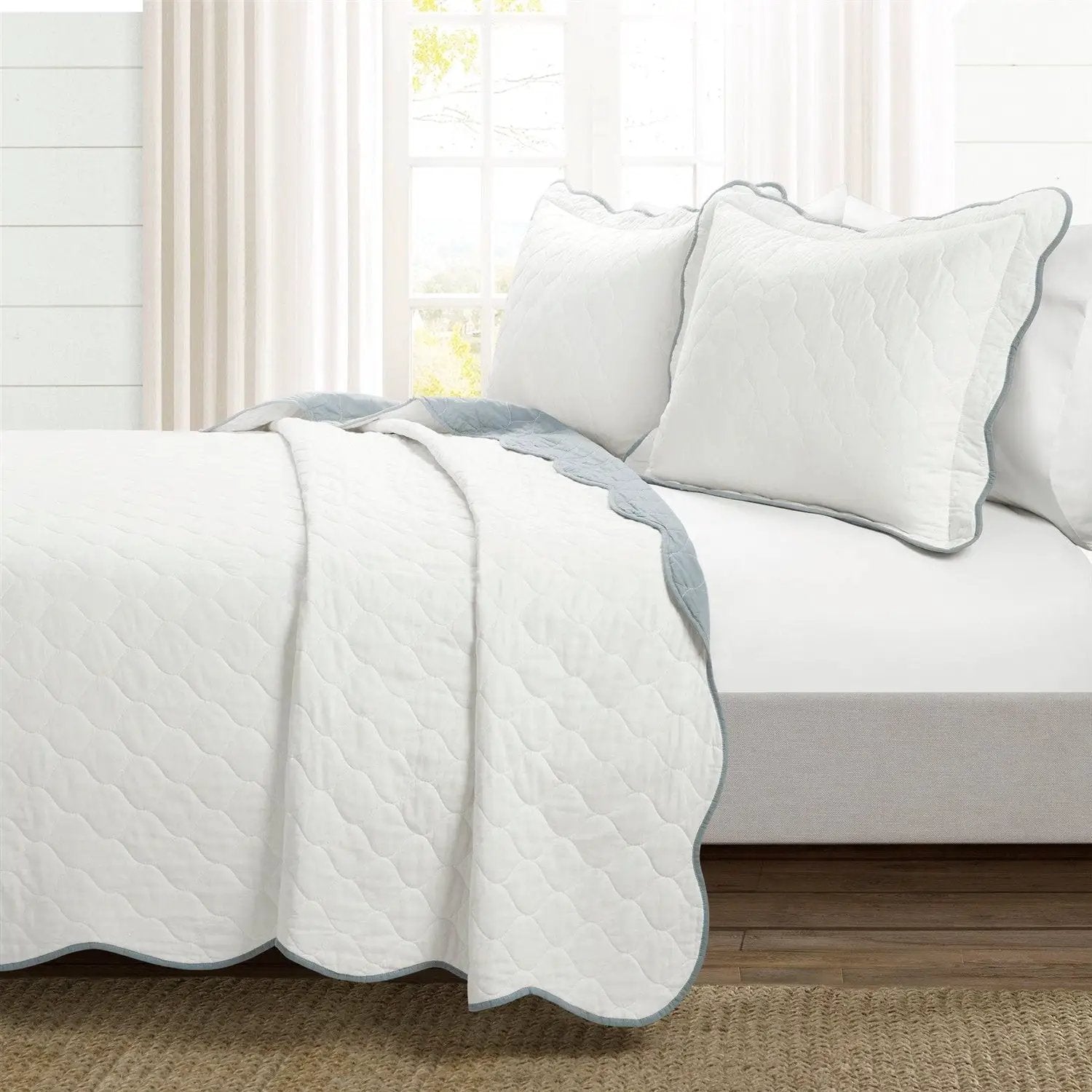 King/Cal King White Blue Scalloped Edge Reversible Thin Light Quilt Set by HomePacific
