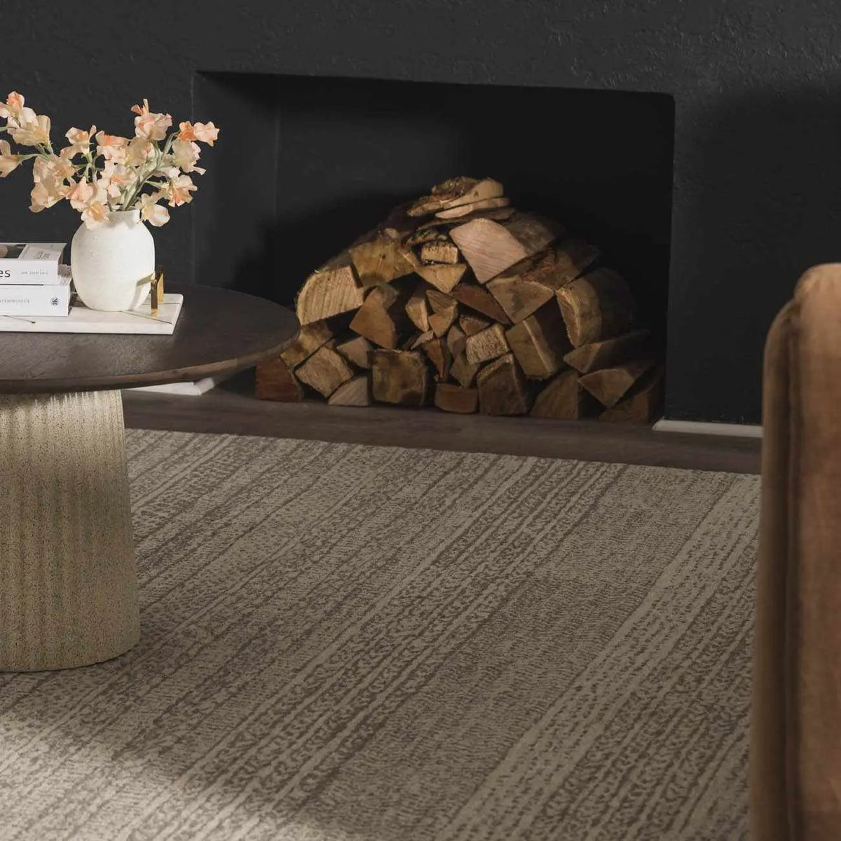 Kinmundy Tufted Maroc Wool Rug, installed in a room 4