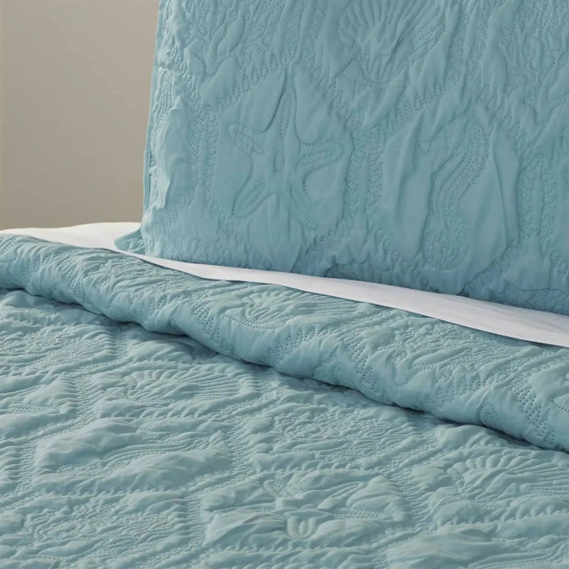 King Coastal Beach Starfish Seashell Seahorse Aqua Blue Teal 3-Piece Quilt Set by HomePacific