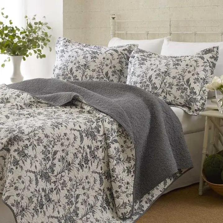 King size Cotton Blend 3-Piece Reversible Quilt Set in Grey White Floral Design by HomePacific