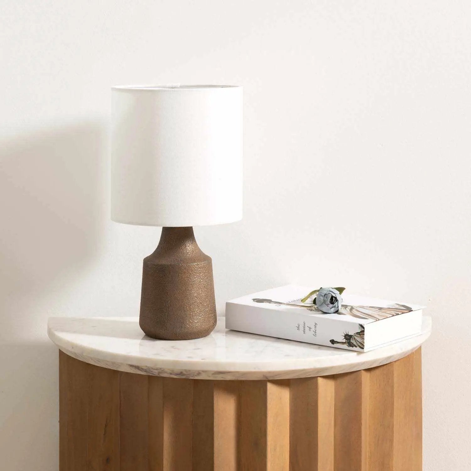 Kumlu Ribbed Ceramic White Table Lamp by Boutique Rugs