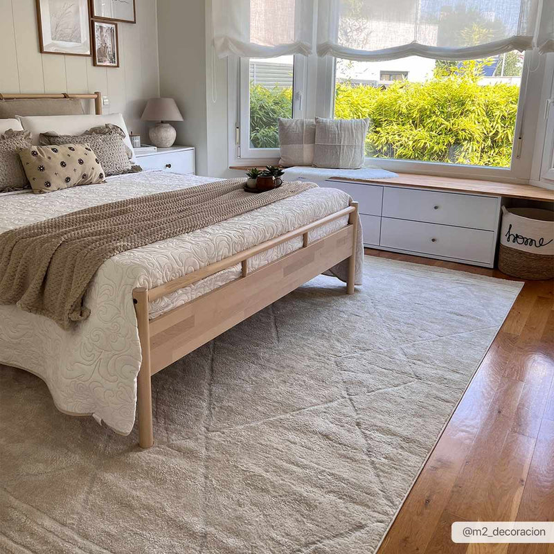 Keanu Ivory Area Rug by Boutique Rugs