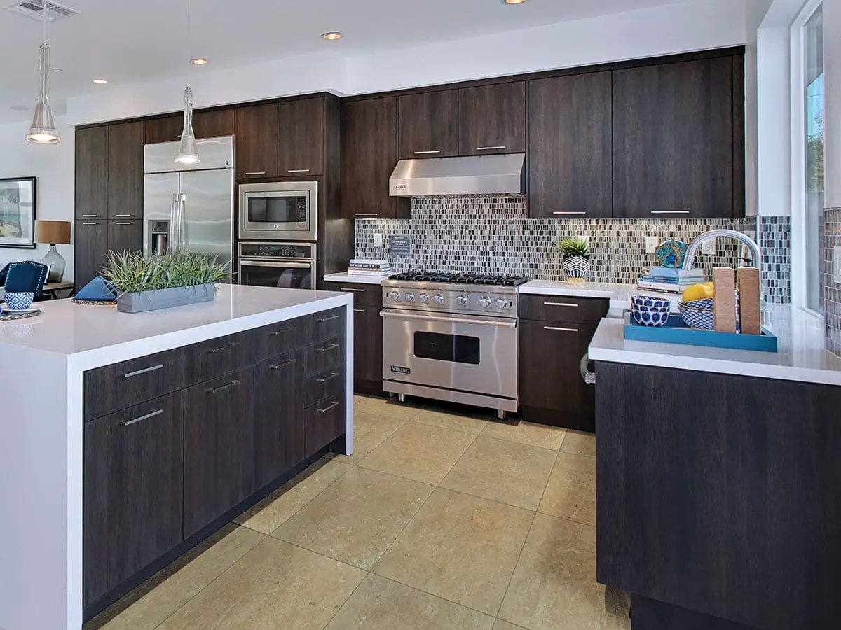 Tuscany Beige Split Face Pattern Travertine Pavers TUM in a finished room