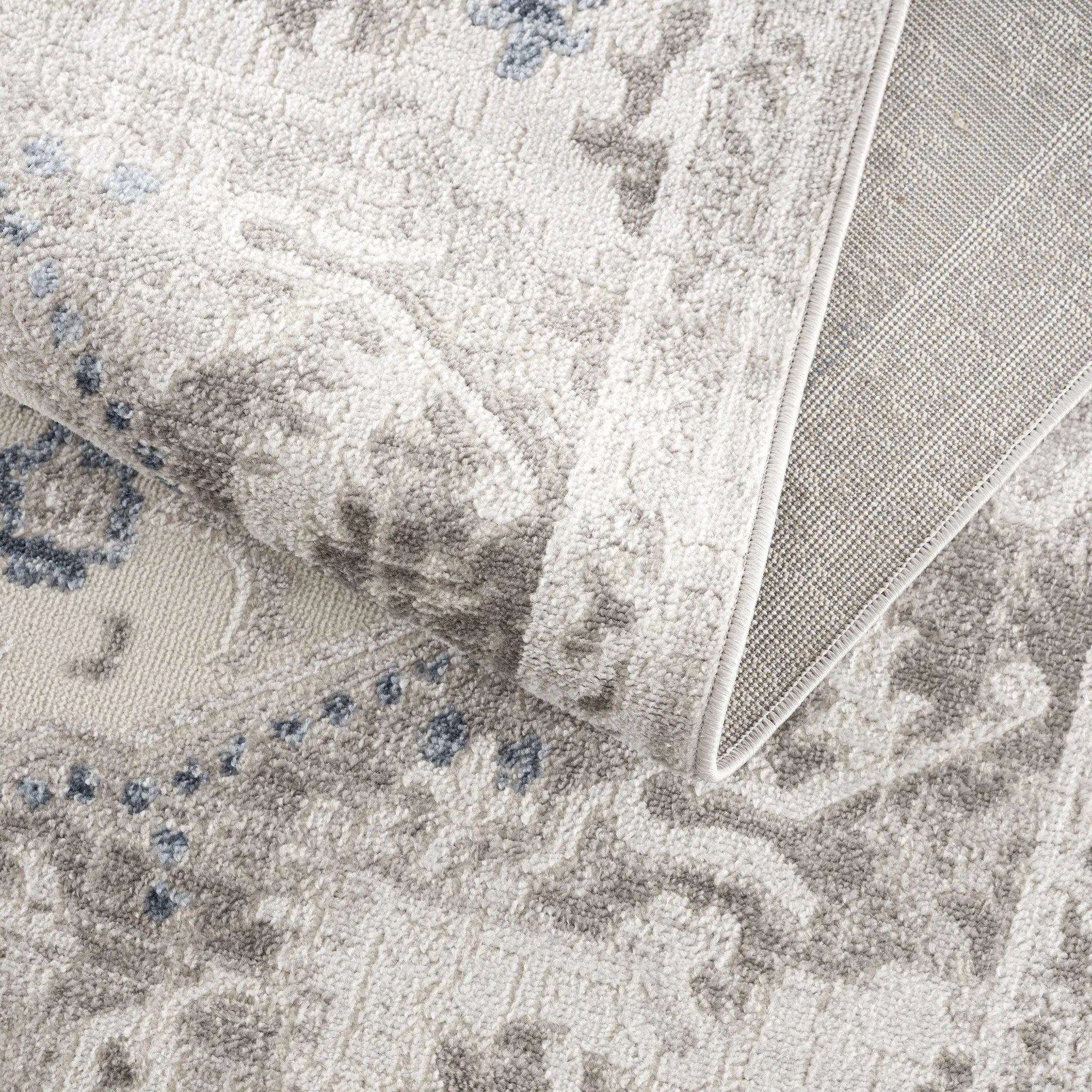 Bakir Area Rug - Clearance by Boutique Rugs