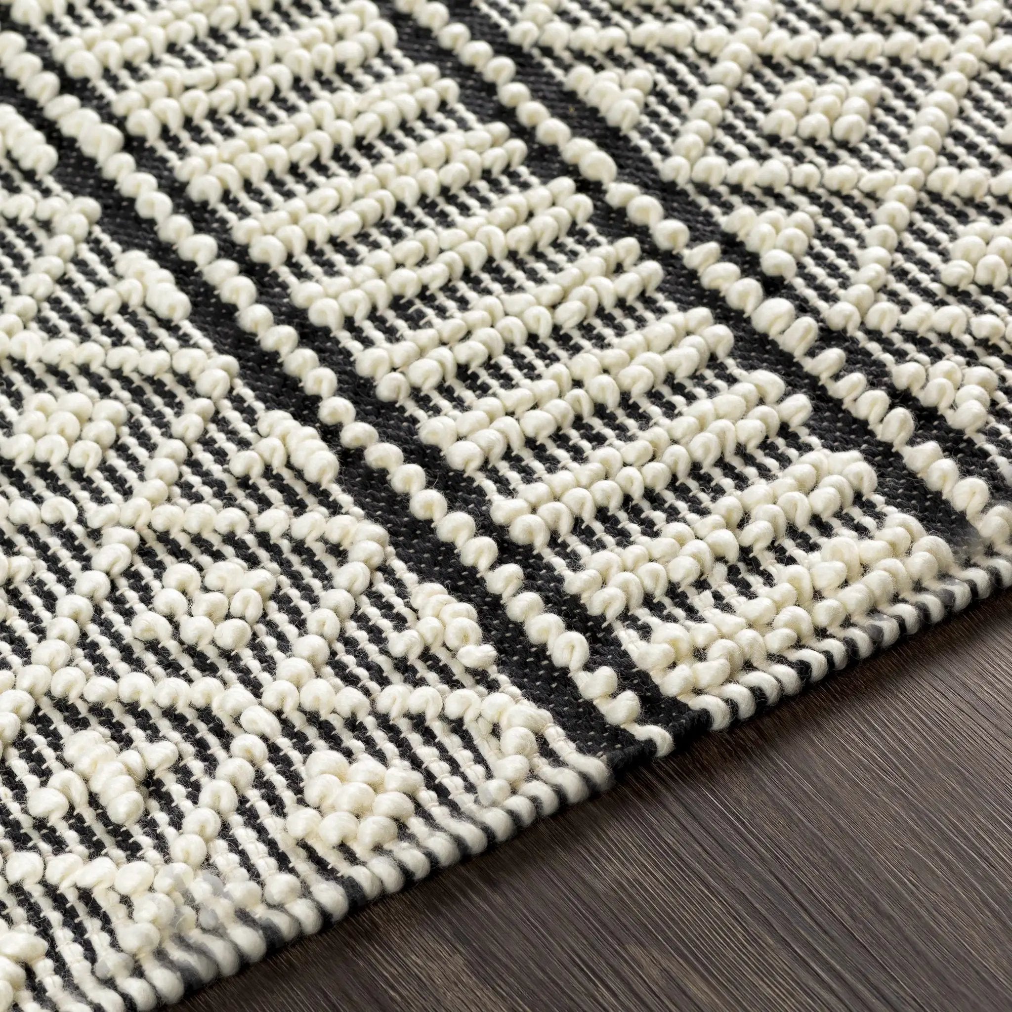 Leon Area Rug - Clearance by Boutique Rugs
