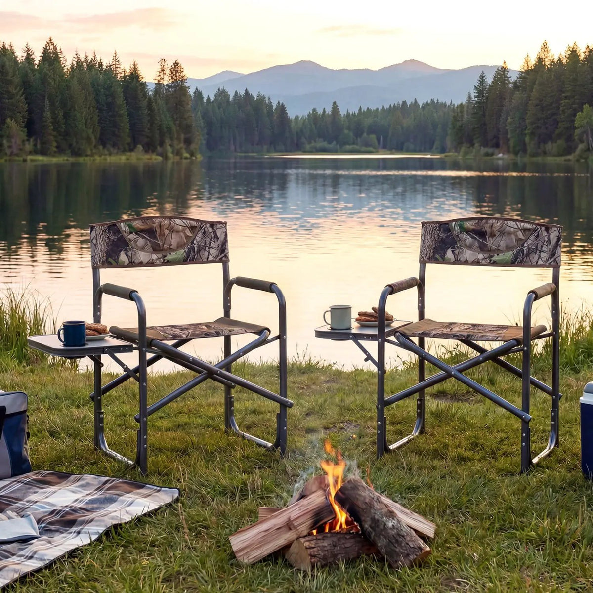 Lightweight Folding Camping Chair with Side Table, photo 18 of 24
