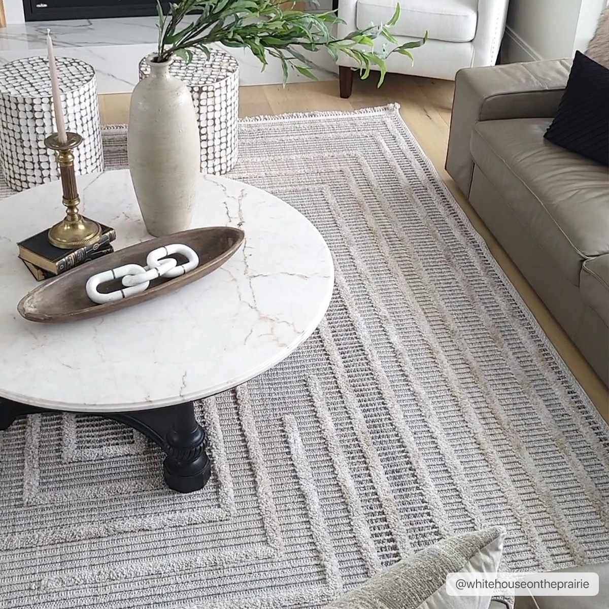 Lunao Area Rug by Boutique Rugs