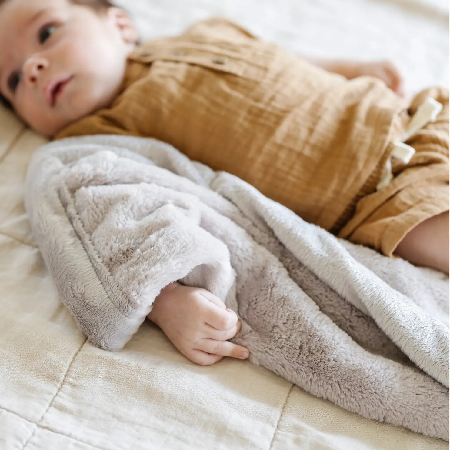 Lush Mini Blankets by Saranoni by HouseOfZazla