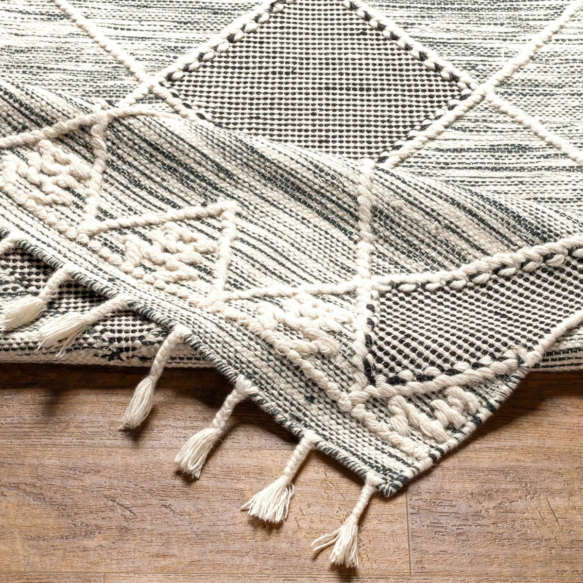 Mabua Tasseled Jute&Wool Rug - Clearance, photo 8 of 11