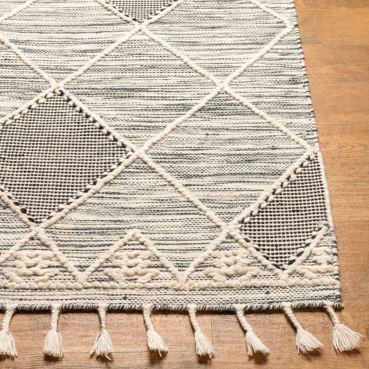 Mabua Tasseled Jute&Wool Rug - Clearance, photo 7 of 11