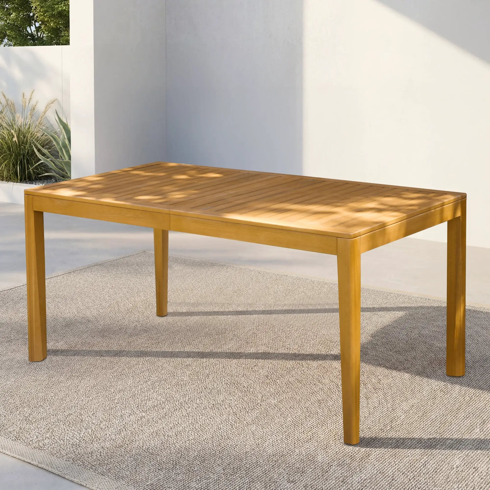 Classic Dining Table by Megsu