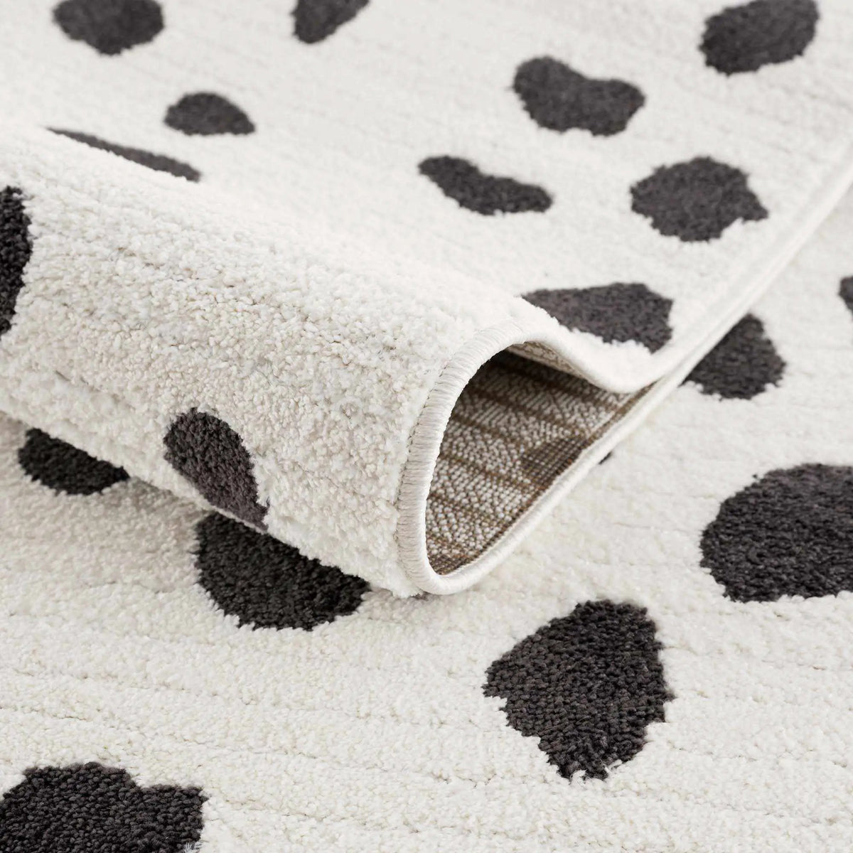 Tariffville Dalmatian Rug, photo 8 of 14