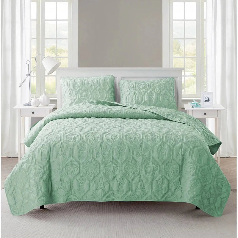 Queen Coastal Beach Starfish Seashell Seahorse Light Green Teal Quilt Set by HomePacific