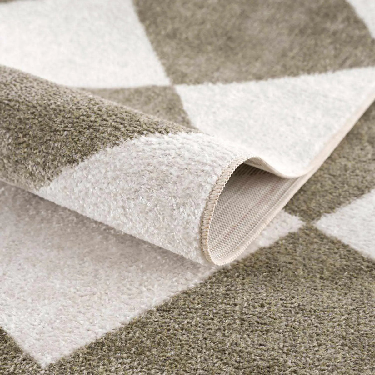 Ulric Green Diamond Washable Area Rug, photo 12 of 15