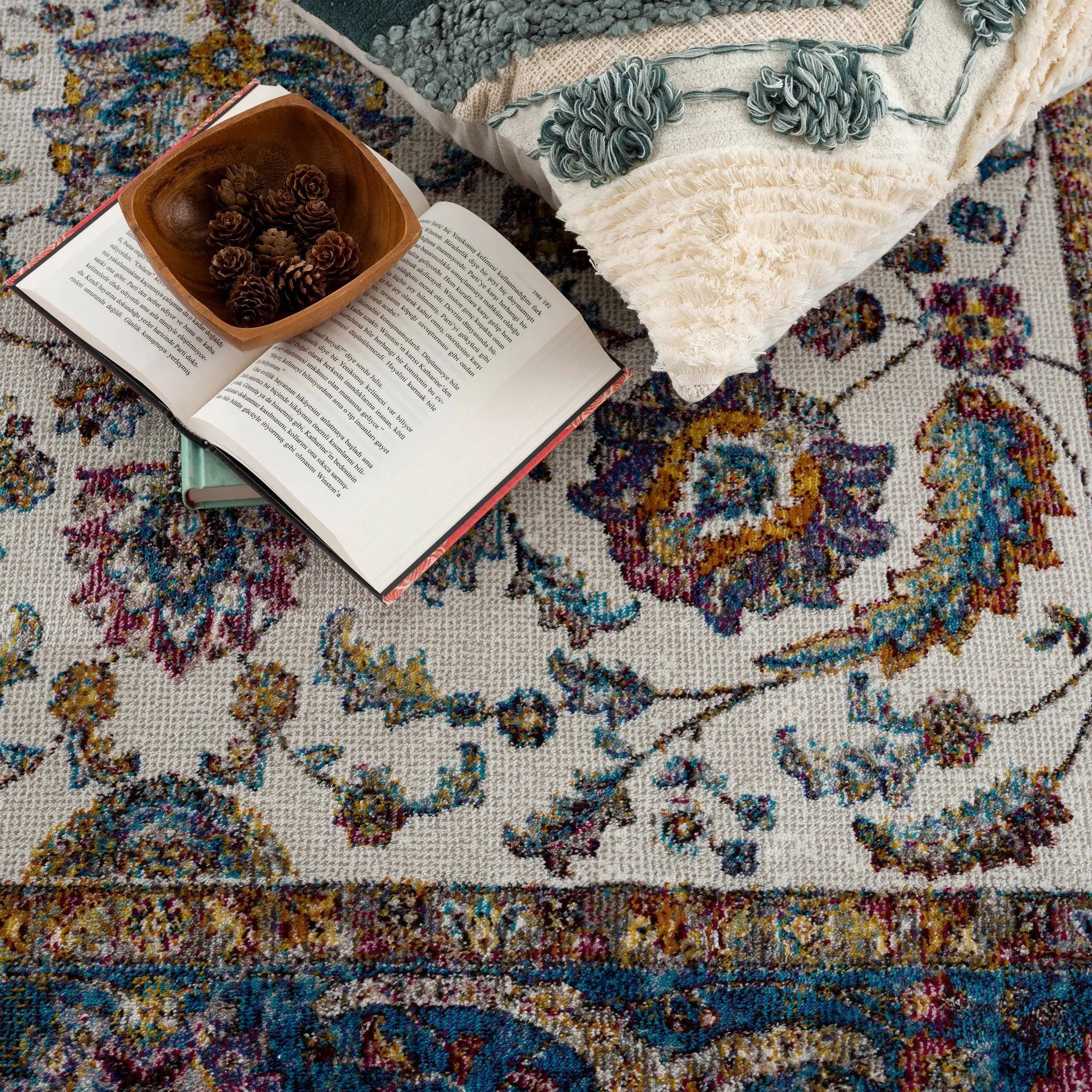 Mardina Colorful Area Rug - Clearance by Boutique Rugs
