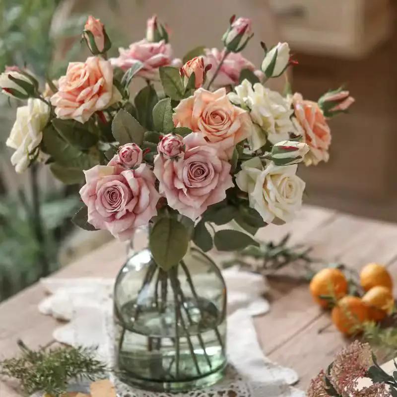 Rolled Edge American Rose Stem 18" Tall by RusticReach