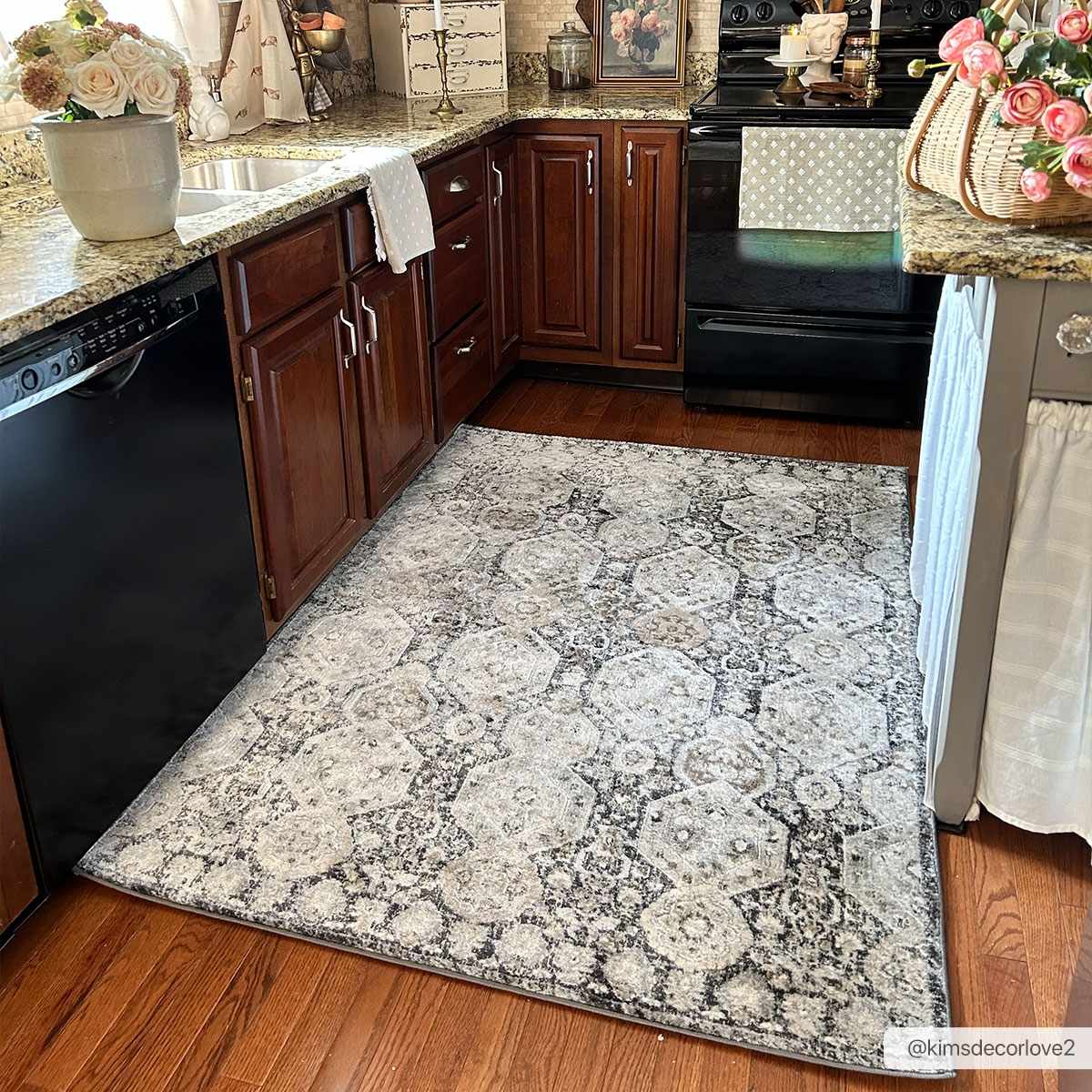 Minoa Area Rug, photo 4 of 25