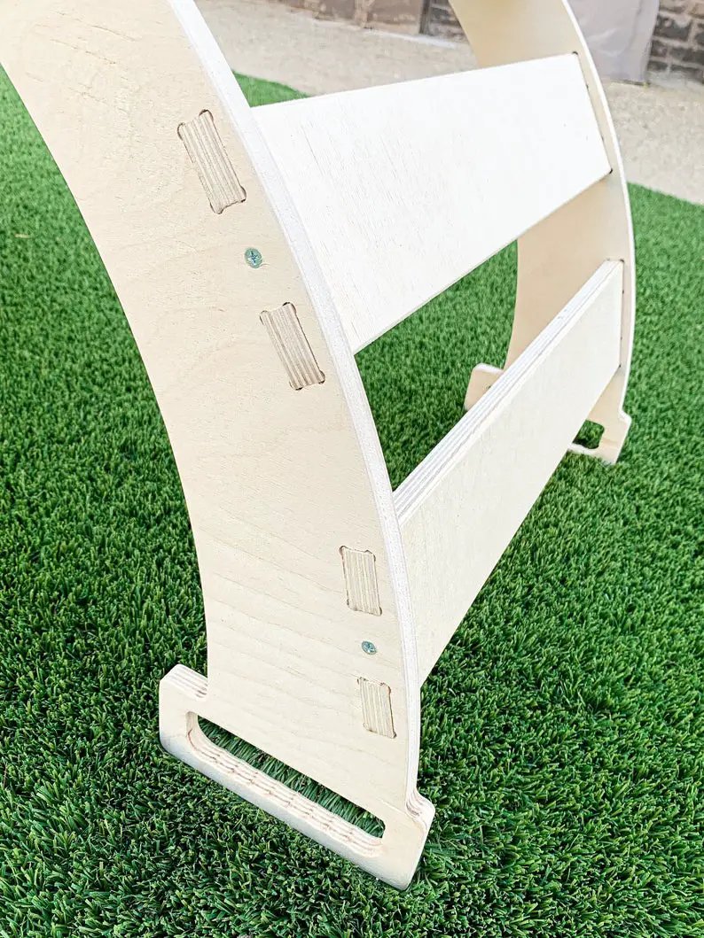 LUCAS- Climbing Arch by Bush Acres