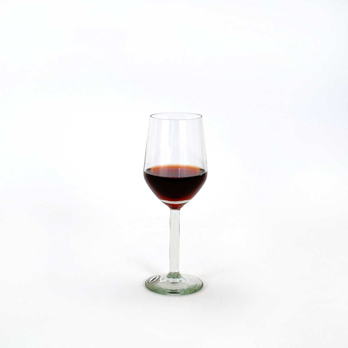 Vulindela Sherry/Port Glass, installed in a room