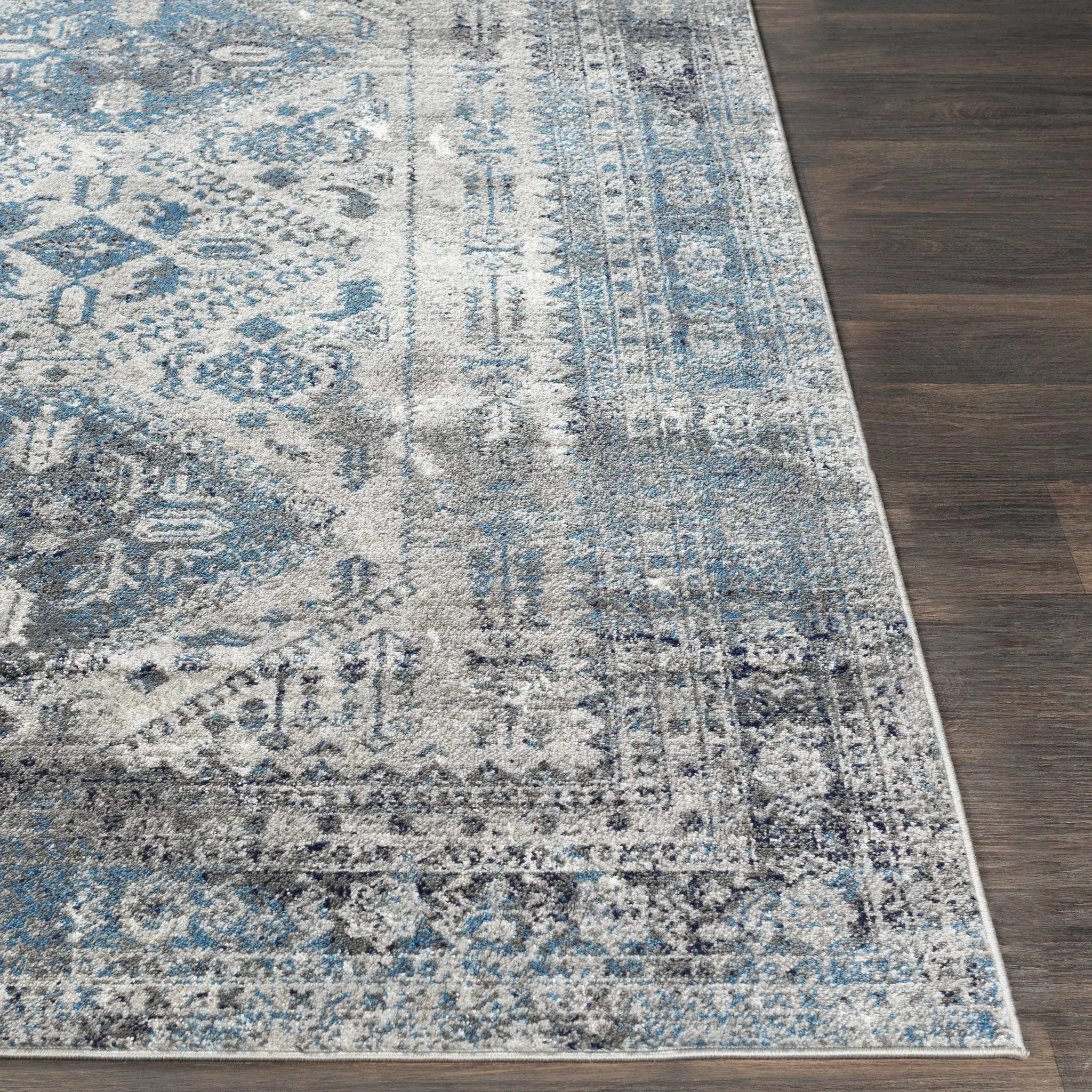 Nisula Traditional Blue Rug by Boutique Rugs