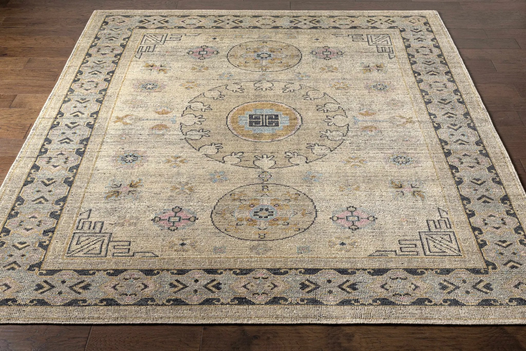 Niton Area Rug - Clearance by Boutique Rugs