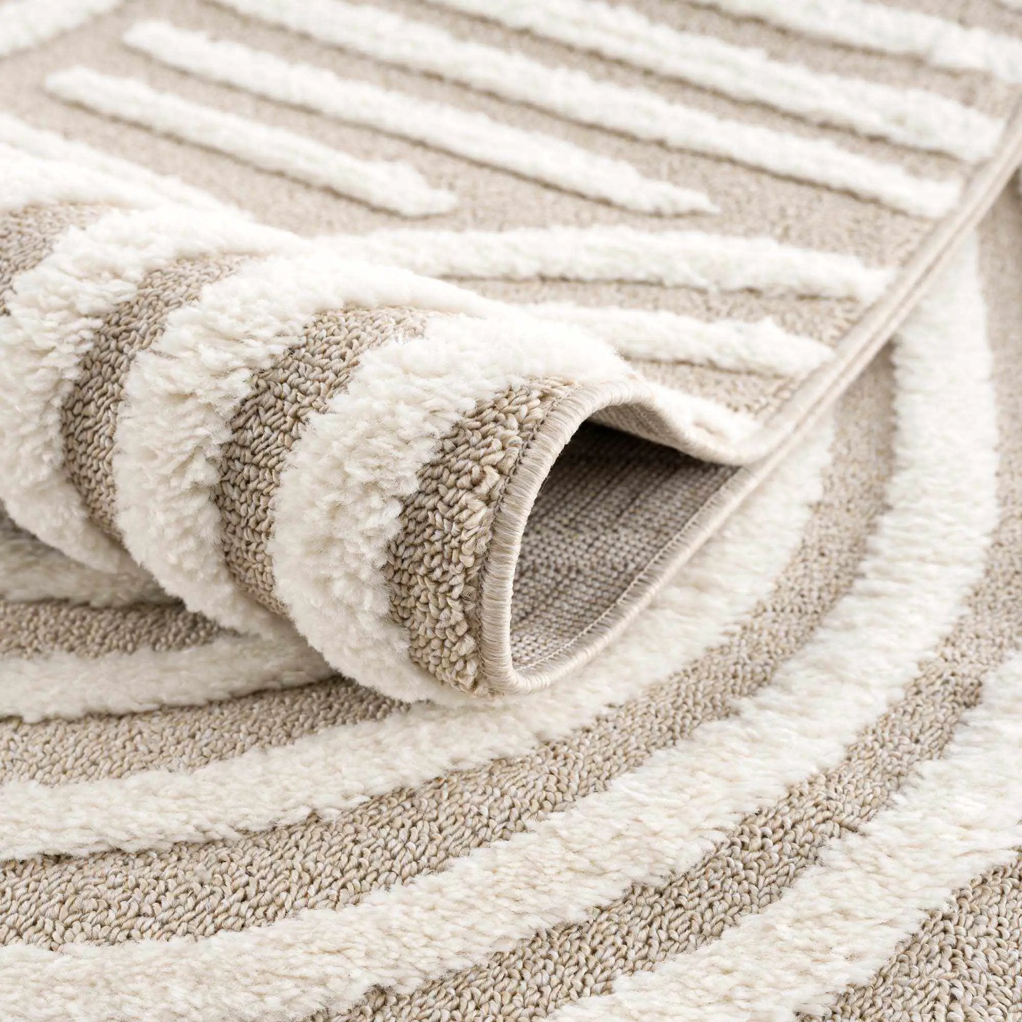 Moise Area Rug - Clearance by Boutique Rugs