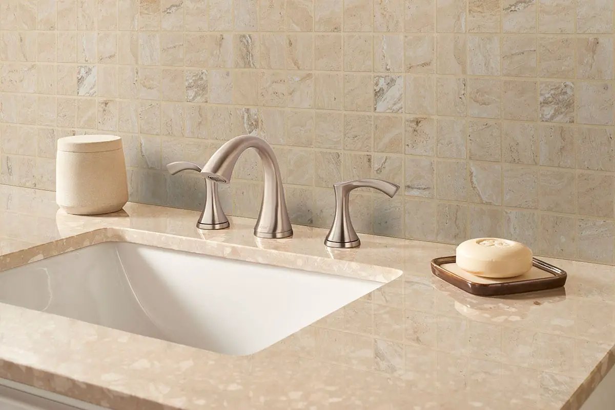 Veneto Sand Matte Travertine Look Porcelain Mosaics 2x2 in a finished room