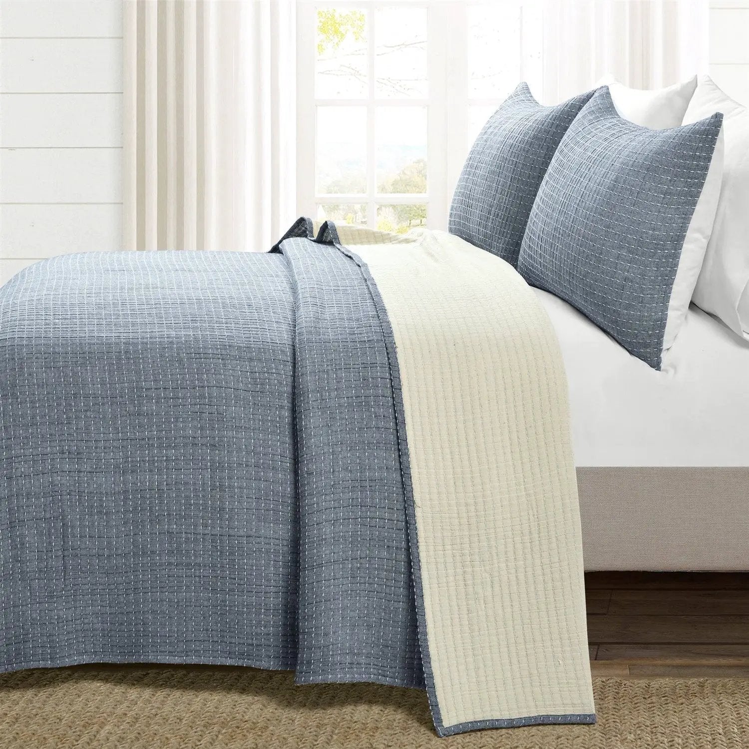 Full/Queen Size 3-Piece Reversible Woven Cotton Quilt Set in Navy Cream by HomePacific