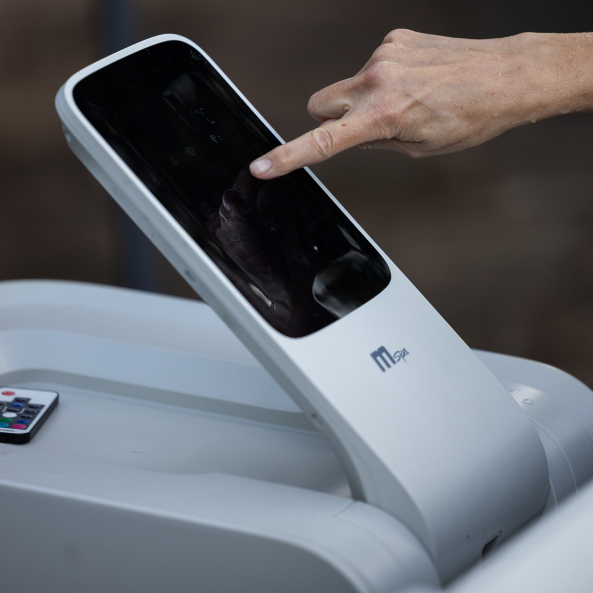 MSPA | OSLO | Frame Series | Rigid Hot Tub & Spa | Light up the night | Upto 6 Person, photo 8 of 39