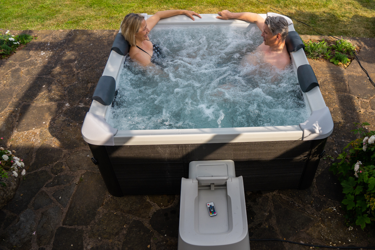 MSPA | OSLO | Frame Series | Rigid Hot Tub & Spa | Light up the night | Upto 6 Person, photo 26 of 39