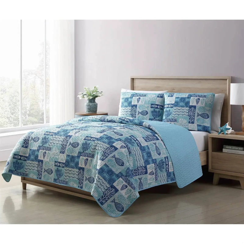 Full/Queen Aqua Blue Cream Beach Sea Shells Coral Fish Coastal 3-Piece Quilt Set by HomePacific