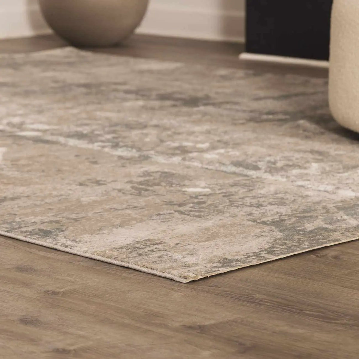 Pialba Thick Luxe Abstract Smokey Rug, installed in a room 6