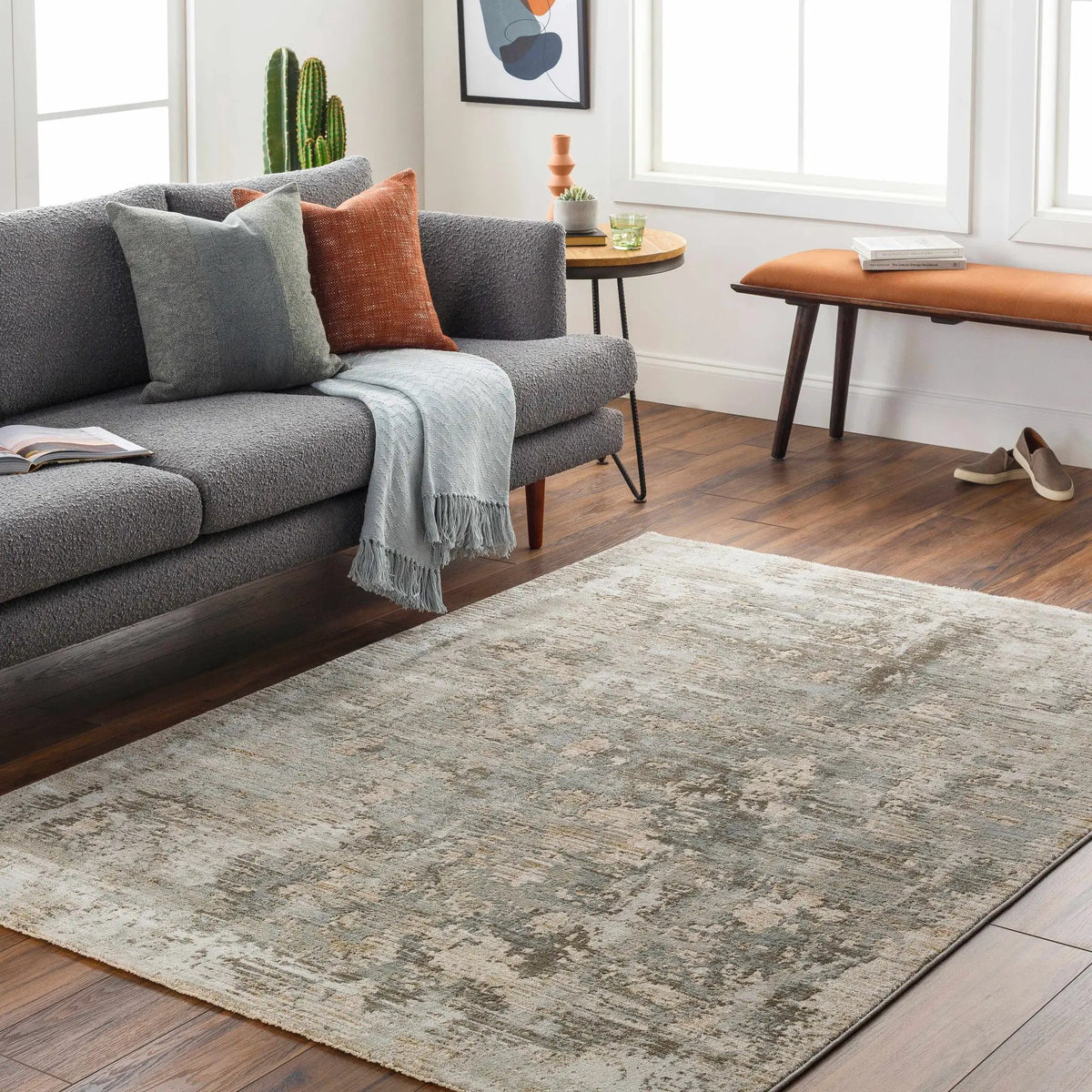 Palanit Thick Luxe Boutique Rug, installed in a room 3
