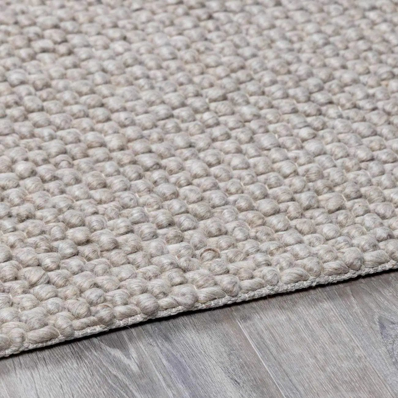 Lucerne Ivory LNE-1002 Wool Rug by Boutique Rugs