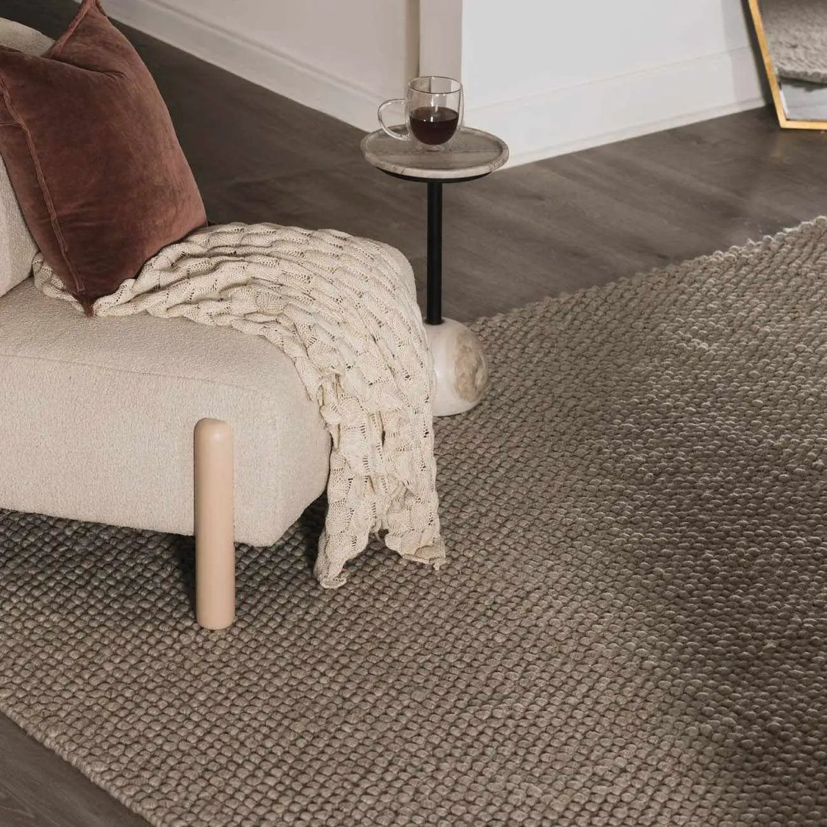 Lucerne Ivory LNE-1002 Wool Rug, installed in a room 2