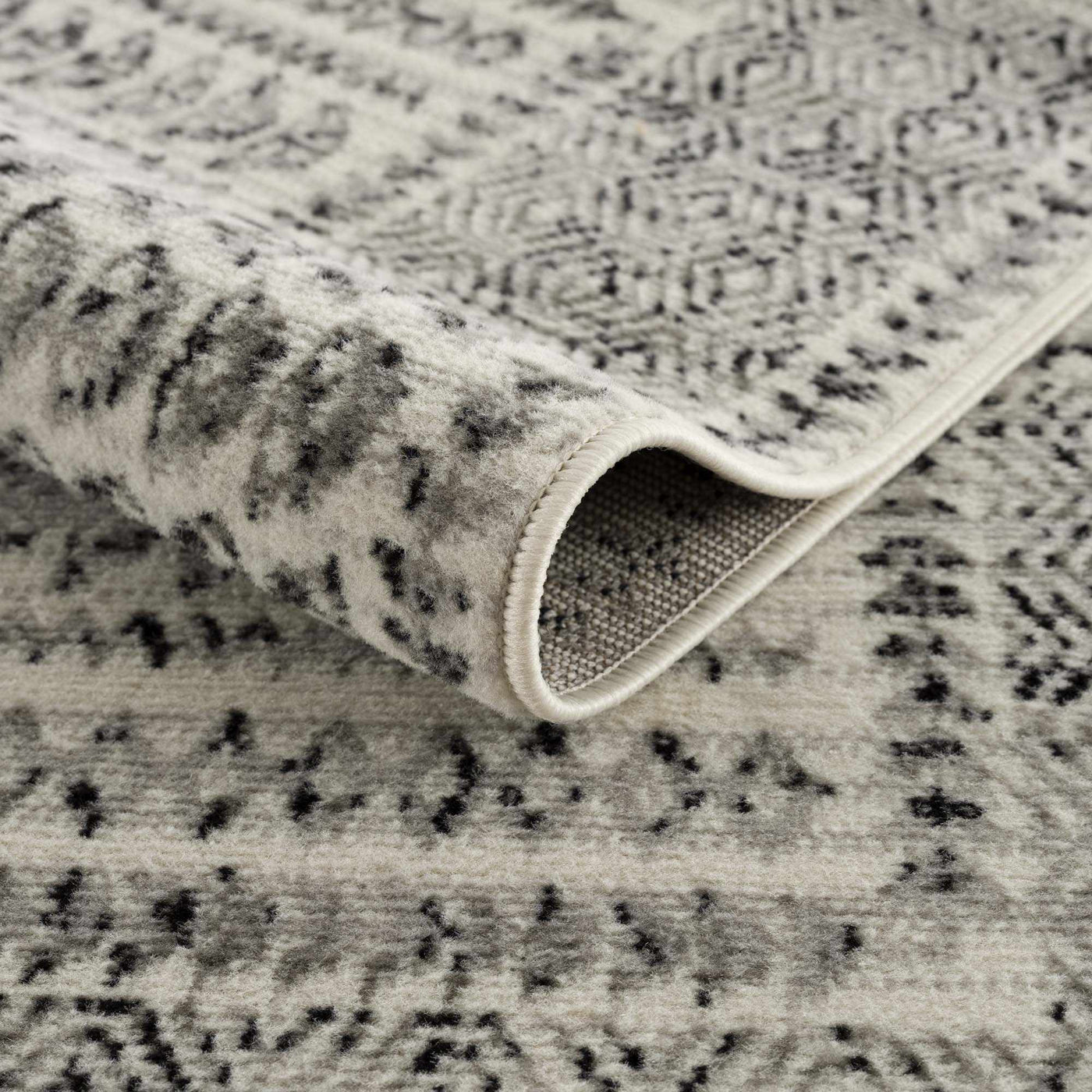 Greig Area Rug by Boutique Rugs