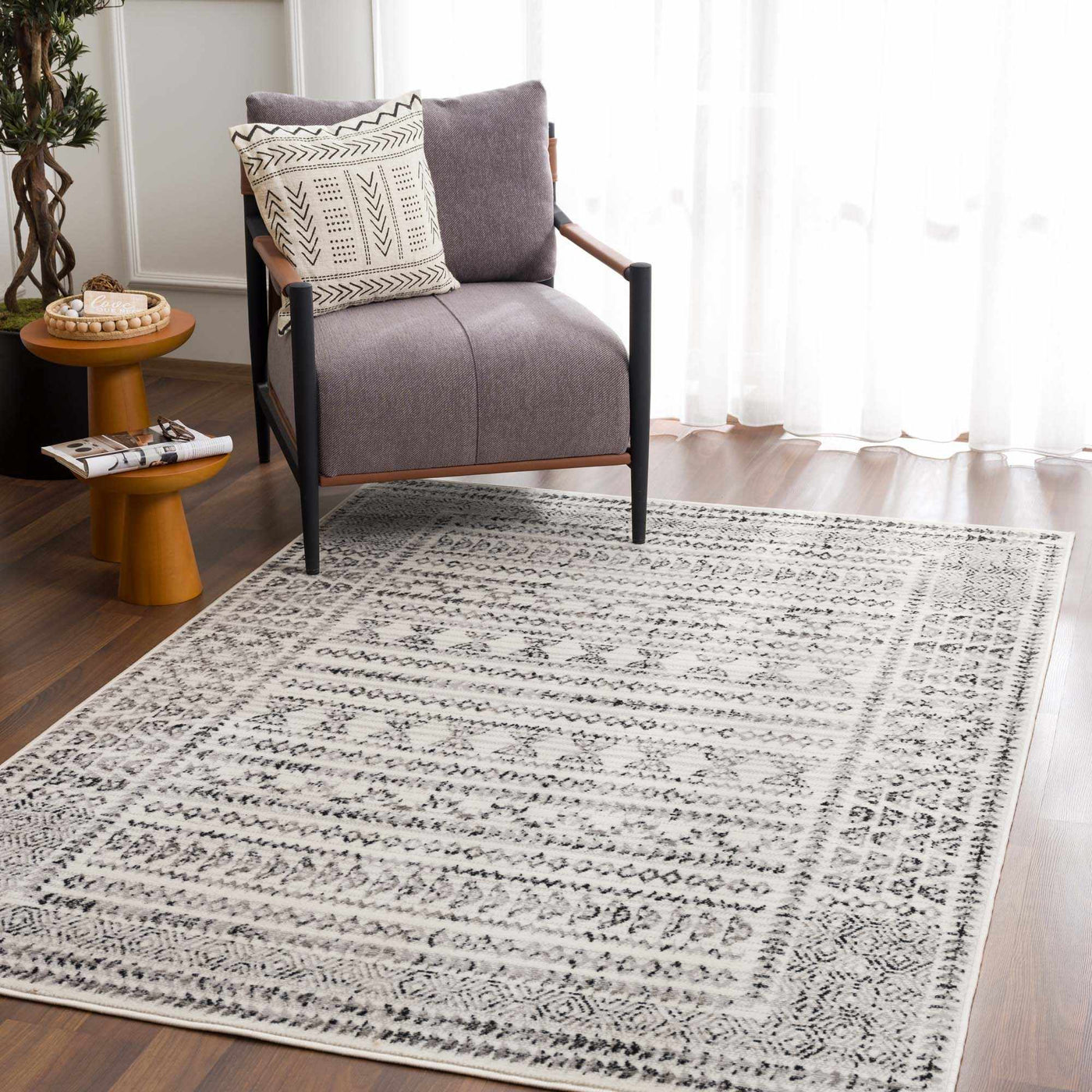 Greig Area Rug by Boutique Rugs