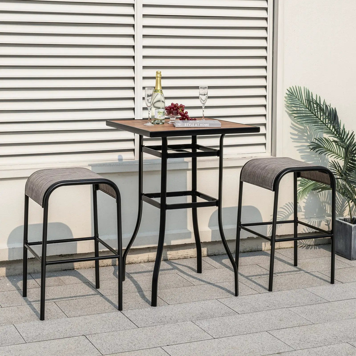 Set of 2/4 Patio Metal Bar Stools with Curved Fabric Seat, photo 2 of 7