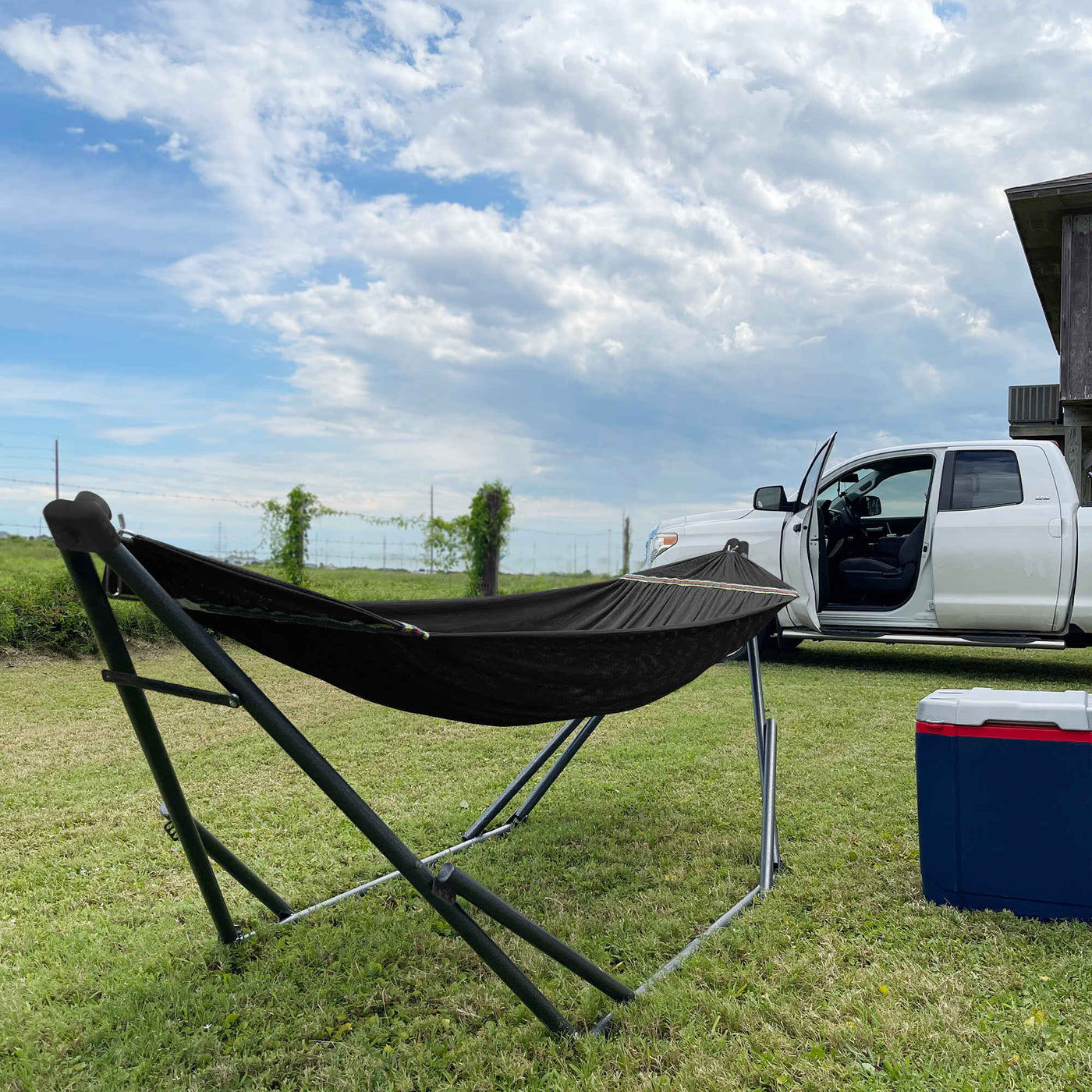 Uniki Collapsible Hammock Stand by Megsu