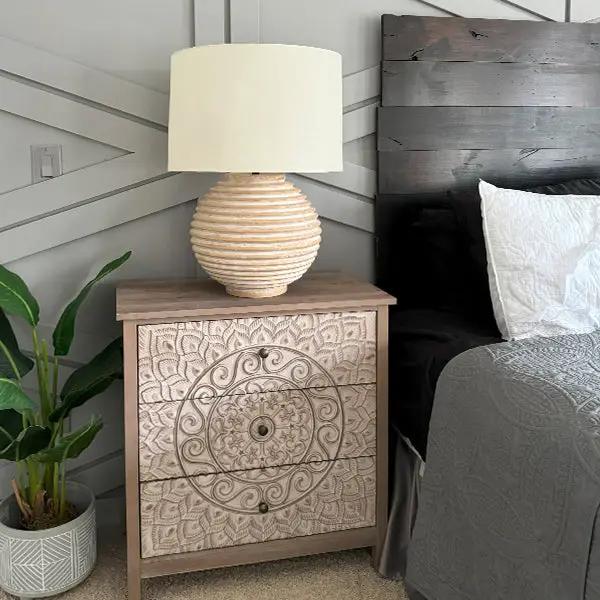 Weathered Cream Round Table Lamp by Decor Steals
