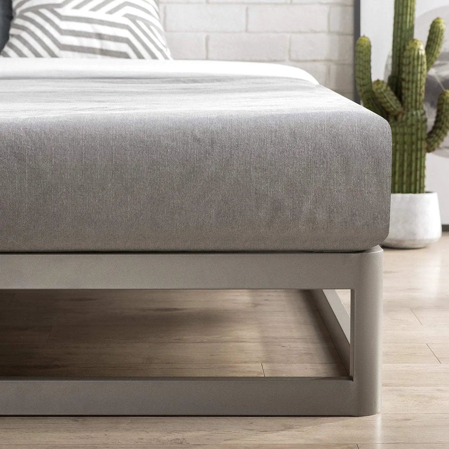 Queen size Modern Heavy Duty Low Profile Metal Platform Bed Frame by HomePacific