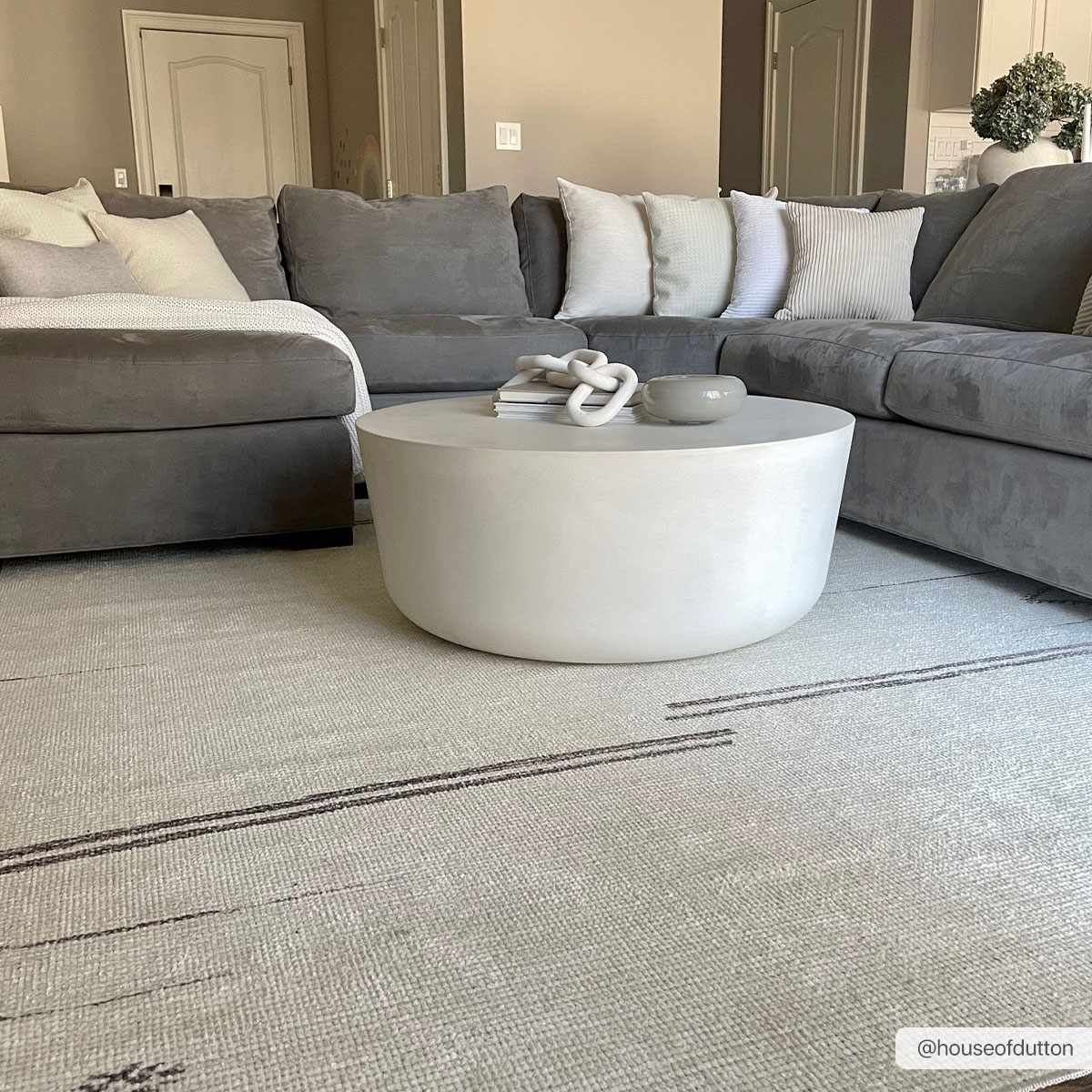 Rivi Machine Woven Becki Owens x LIVABLISS BORC-2301 Area Rug, photo 5 of 16