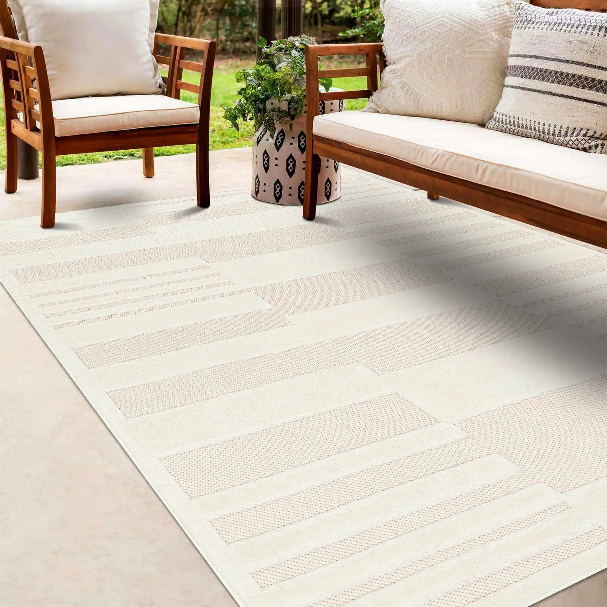 Nita Cream Outdoor Rug - Clearance by Boutique Rugs