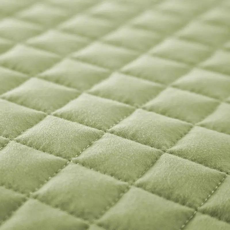 King/Cal King Lightweight Sage Ultra Soft 3-Piece Microfiber Quilt Set by HomePacific
