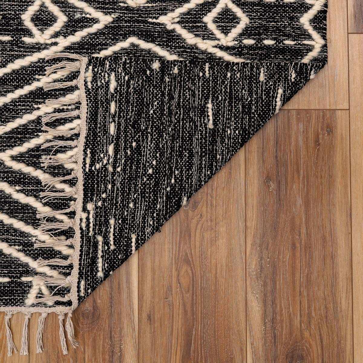 Skedee Area Rug - Clearance by Boutique Rugs