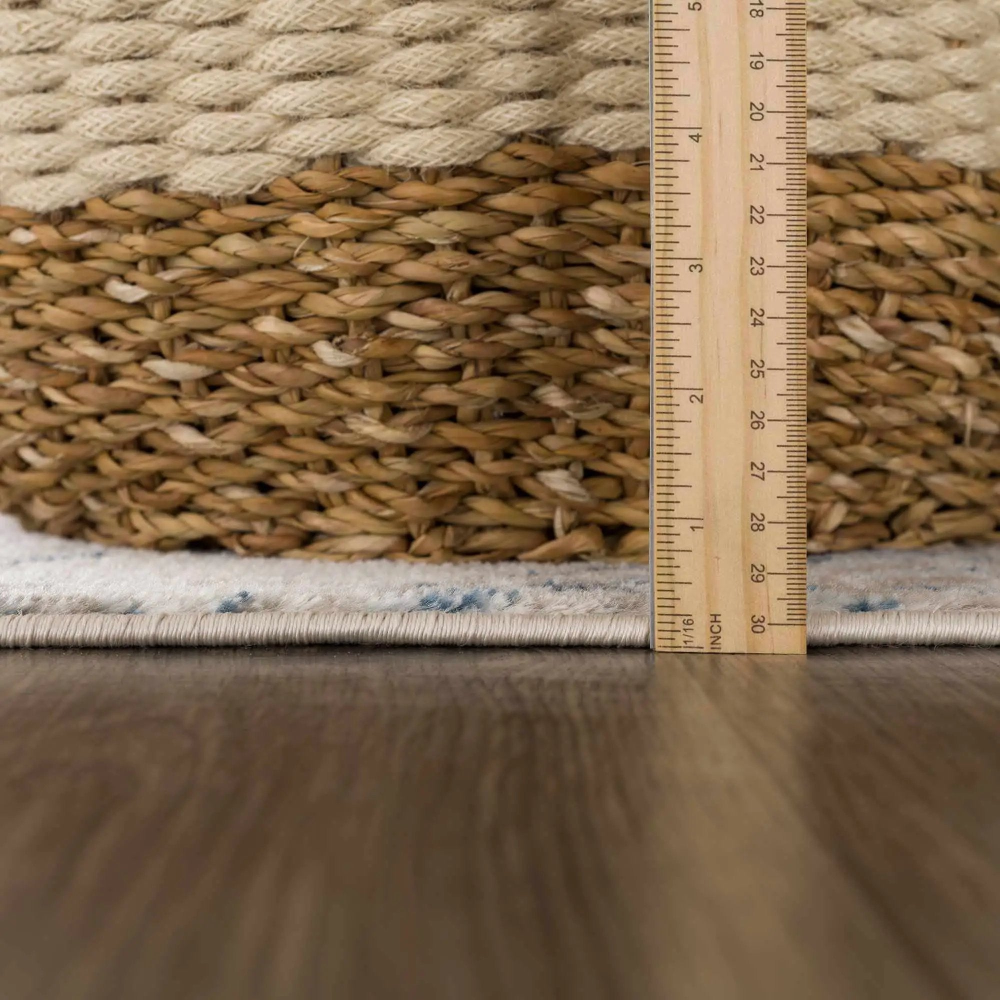Amir Area Rug - Clearance by Boutique Rugs