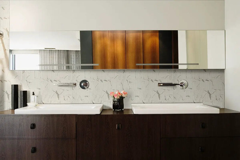 Statuario Celano Picket 6mm Glass Mosaics by MSI Surfaces
